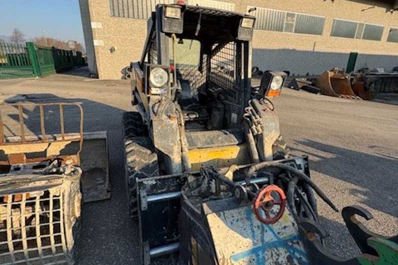 OmecoHub - Immagine NEW HOLLAND 170